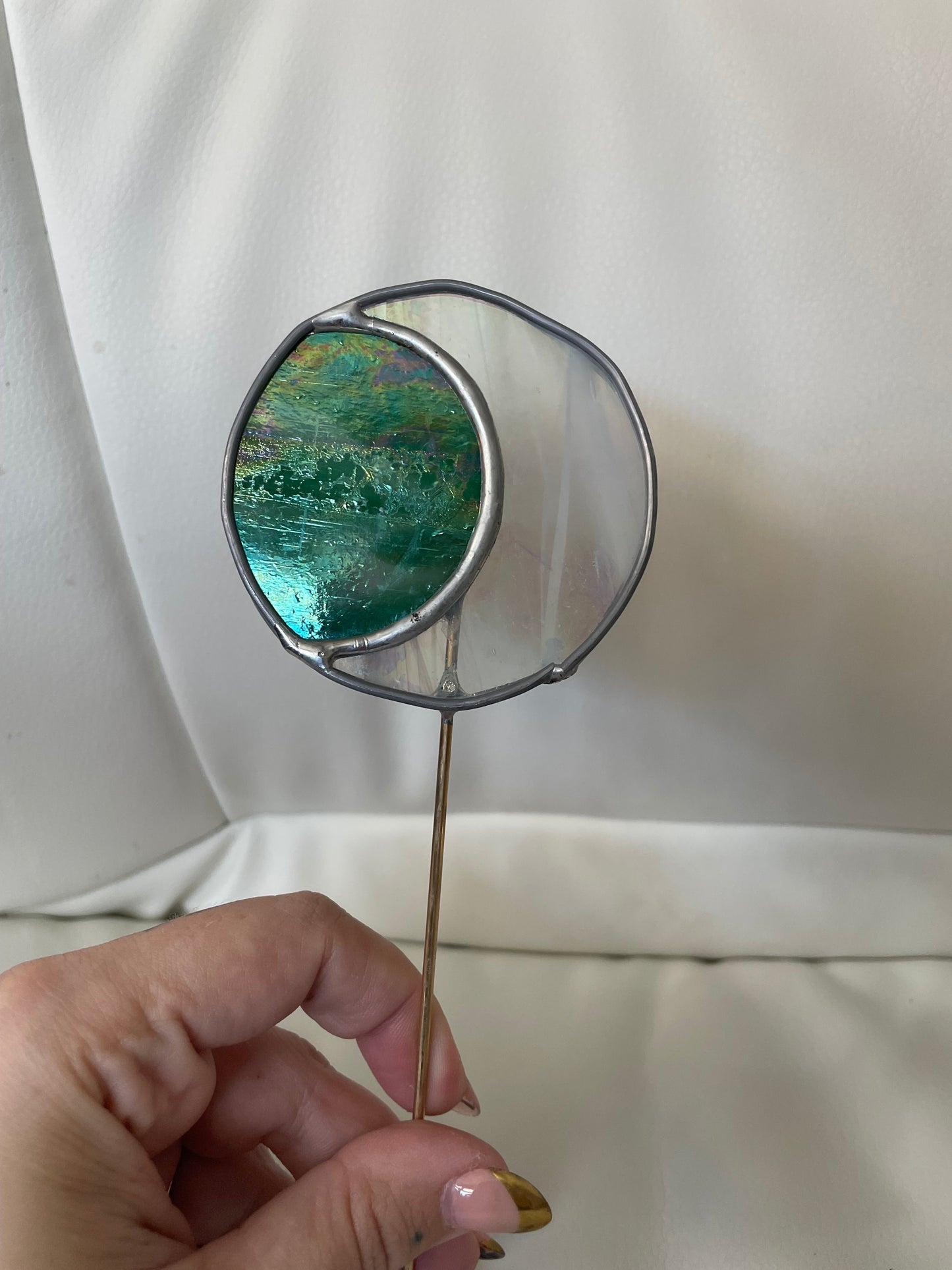 Green and iridescent Moon plant stake